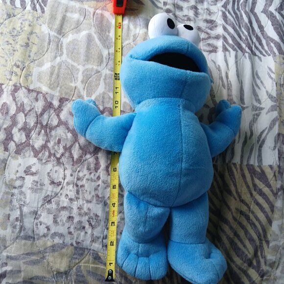 Sesame Street Cookie Monster Plush 14'in - Picture 3 of 6